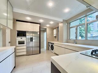 Mid Levels West - Fairview Mansion 13