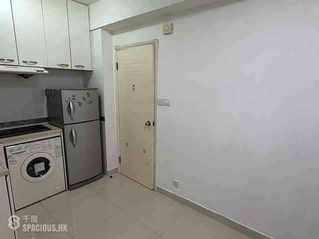 North Point - Tung Fat Building 04