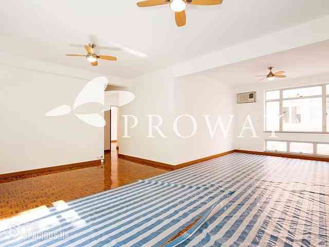 Pok Fu Lam - Bisney Villas 01