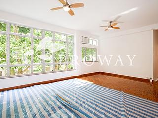 Pok Fu Lam - Bisney Villas 03