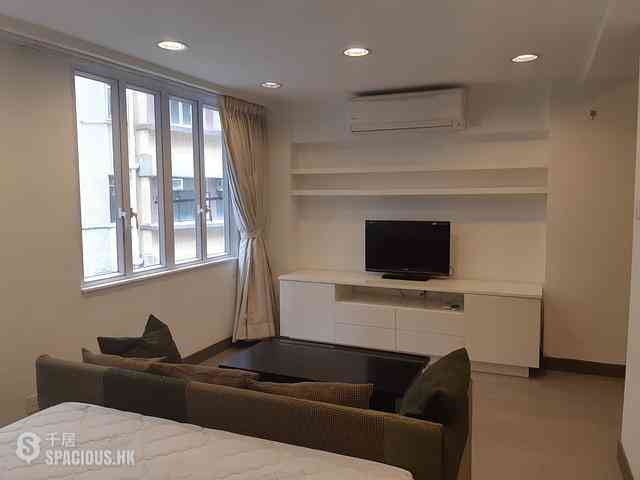 Soho - 32, Elgin Street 01