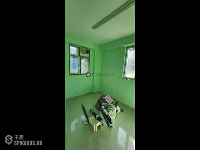 Sai Ying Pun - King Ming Mansion 04