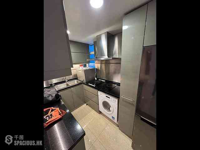 Lohas Park - Lohas Park Phase 1 The Capitol Tower 6 06