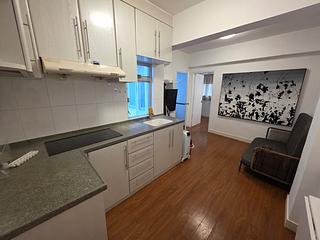 Poho - 206, Hollywood Road 03