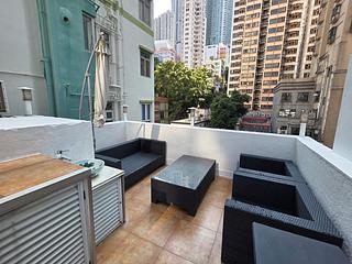 Poho - 206, Hollywood Road 06