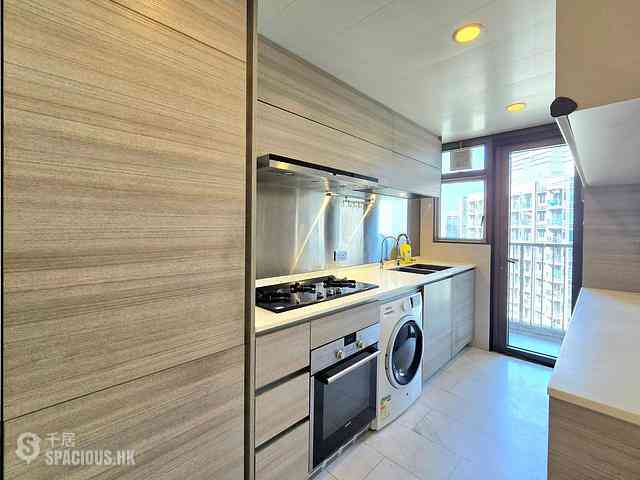 Tung Chung - The Visionary Tower 1 07