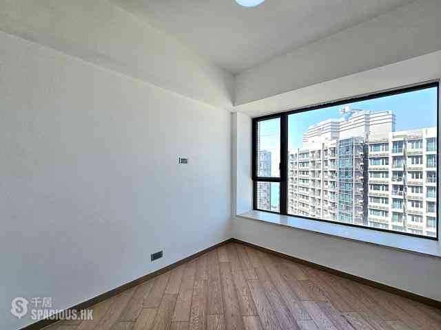 Tung Chung - The Visionary Tower 1 10