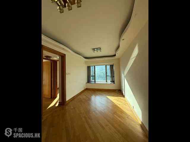 Tiu Keng Leng - Ocean Shores Phase 1 Block 5 01