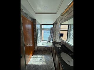 West Kowloon - The Arch Sky Tower (Block 1) 07