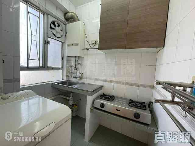 Sha Tin - Lucky Plaza Chuk Lam Court (Block D1) 07