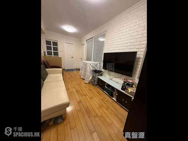Sha Tin - Lucky Plaza Chuk Lam Court (Block D1) 01