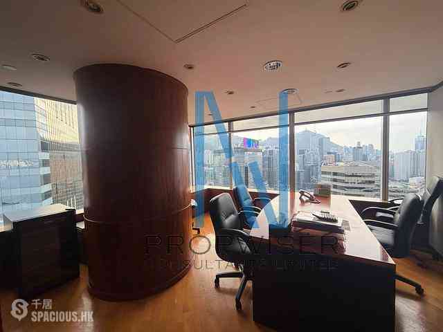 Wan Chai - Convention Plaza Office Tower 02