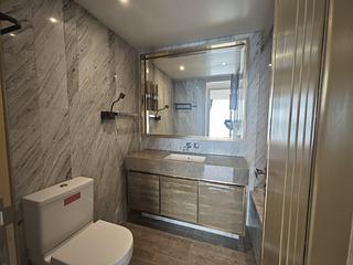 Fortress Hill - Harbour Glory Block 8 08