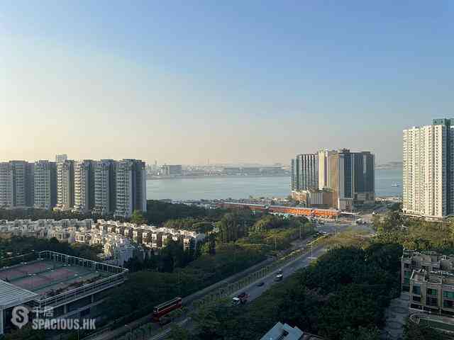 Tung Chung - Caribbean Coast Phase 4 Crystal Cove 01
