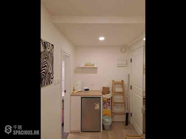 Sai Ying Pun - Tin Hing Building 03