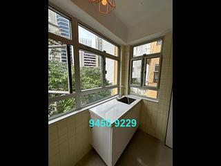 Central - 11, Gough Street 08