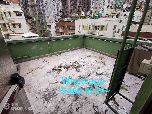 Sheung Wan - Luen Yick Building 09