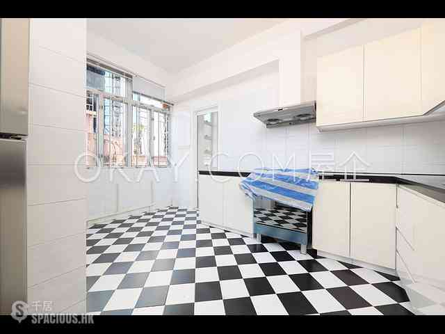Pok Fu Lam - 6-12, Crown Terrace 02