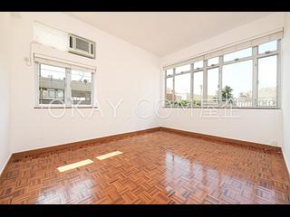 Pok Fu Lam - 6-12, Crown Terrace 11