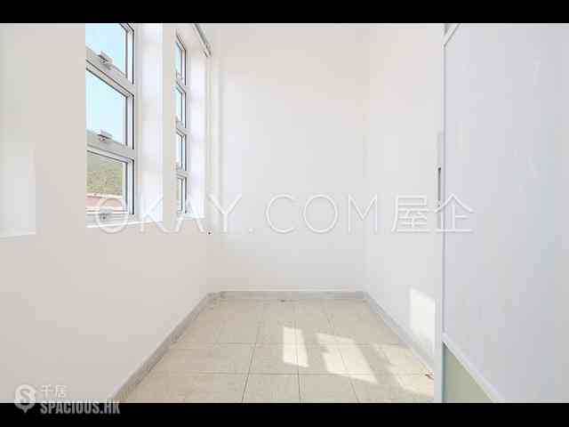 Pok Fu Lam - 6-12, Crown Terrace 13