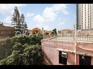 Pok Fu Lam - 6-12, Crown Terrace 16
