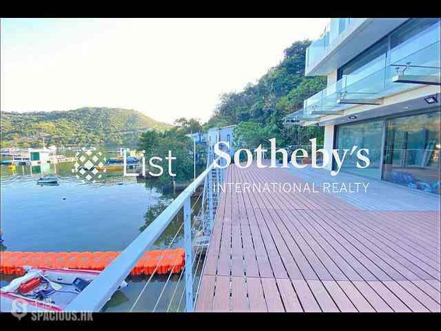 Clear Water Bay - Po Toi O Tsuen 03