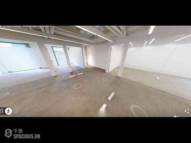 Central - 303, Hennessy Road 03