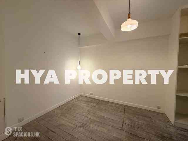 Central - 44, Gough Street 05