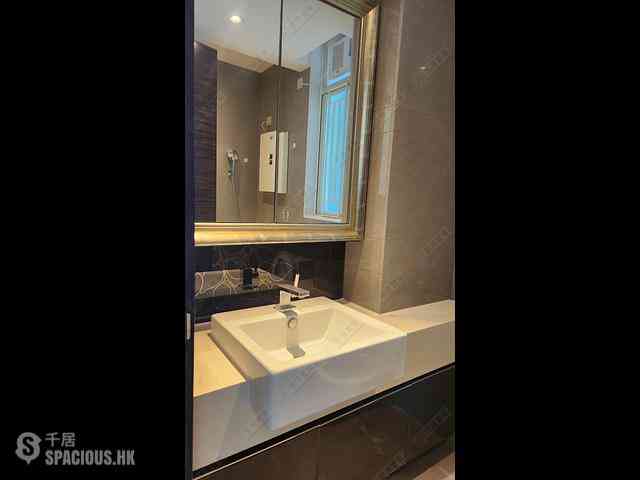 Tai Kok Tsui - Shining Heights 11