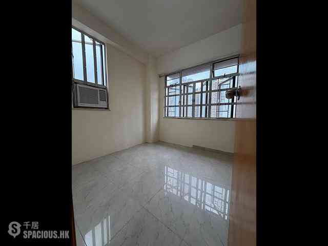 Mong Kok - Shun Hing Building 02
