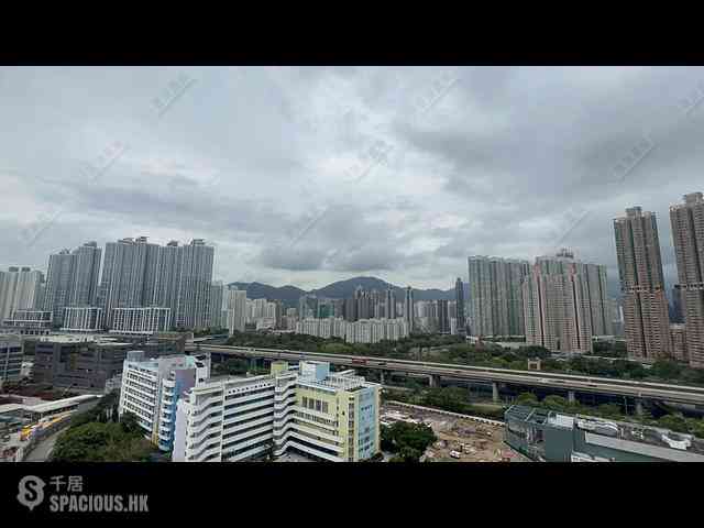 Tai Kok Tsui - Hampton Place 01