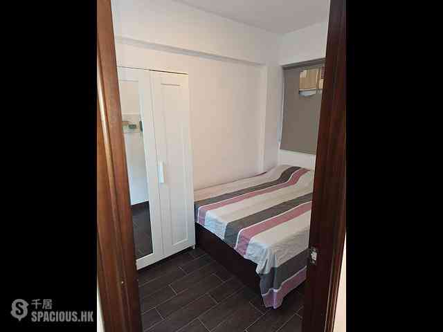 Wan Chai - On Hing Mansion 04