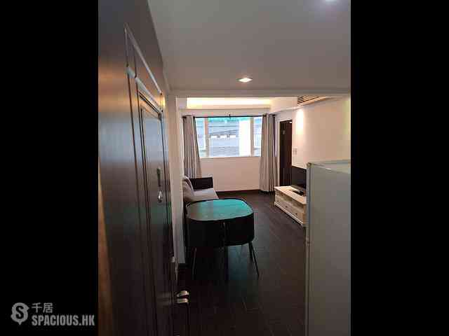 Wan Chai - On Hing Mansion 05