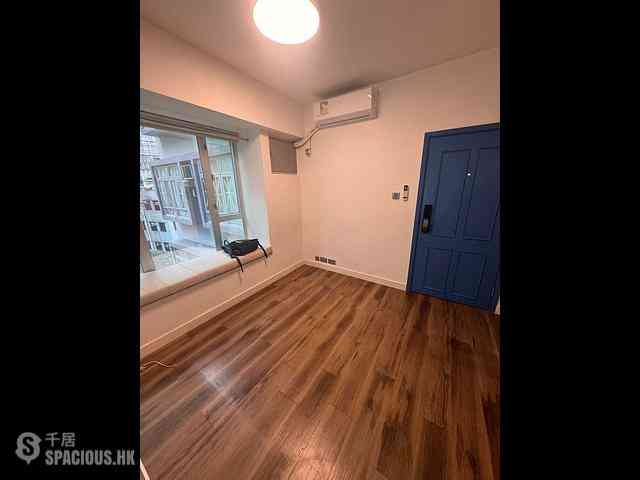 Sai Ying Pun - Hoi Sing Building Block 1 01