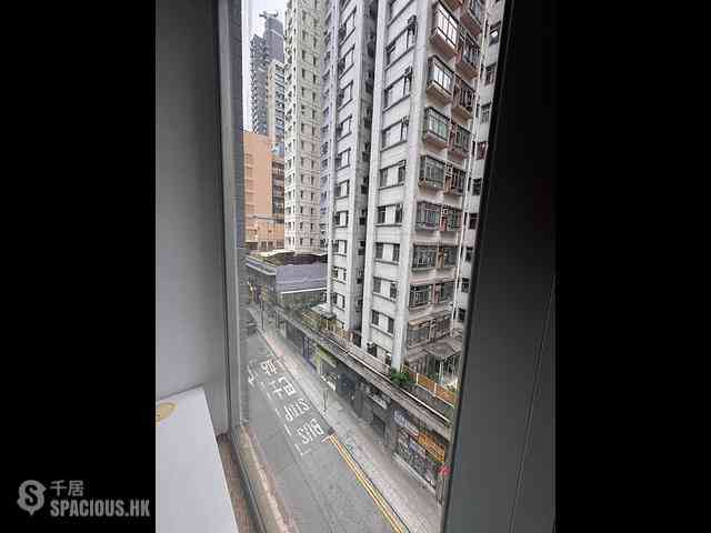 Sai Ying Pun - Hoi Sing Building Block 1 10