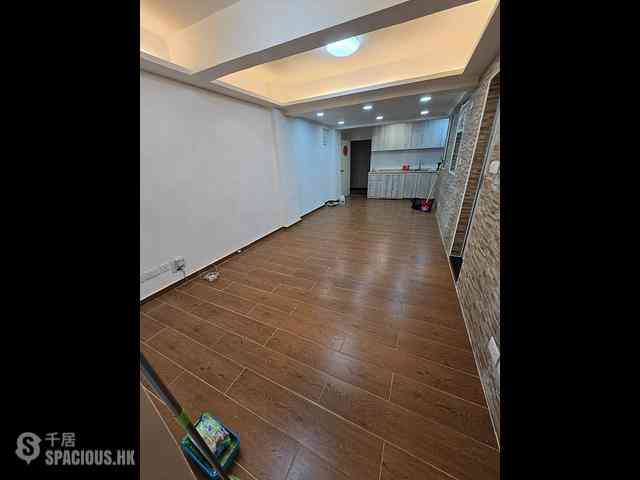Kennedy Town - Sincere Western House 01