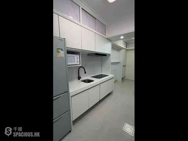 Sai Ying Pun - Hang Yue Building 05