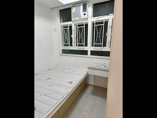 Sai Ying Pun - Hang Yue Building 07