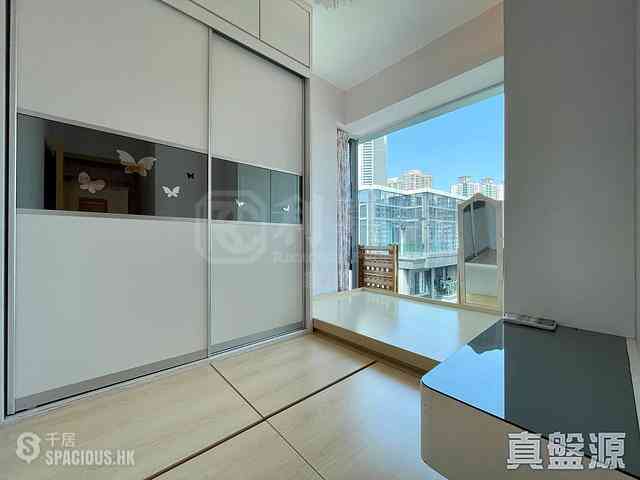 Tseung Kwan O - The Parkside Block 2A 03