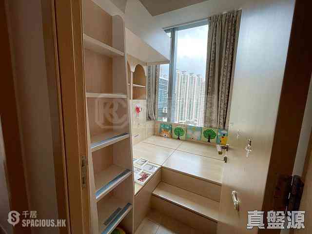 Tseung Kwan O - The Parkside Block 2A 08