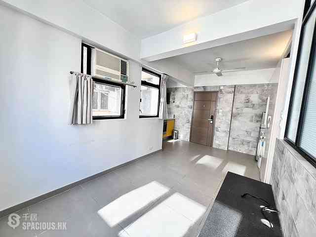 Wan Chai - Fortune Building 02