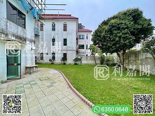 Clear Water Bay - Rise Park Villas 04