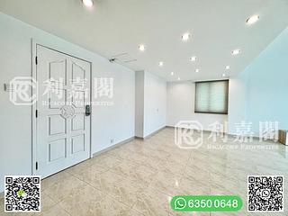 Clear Water Bay - Rise Park Villas 10