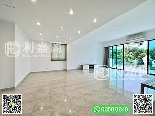 Clear Water Bay - Rise Park Villas 09