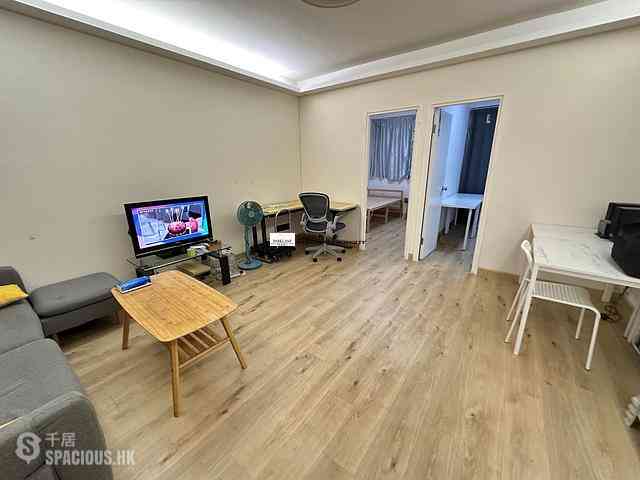 Causeway Bay - Jardine Building 01