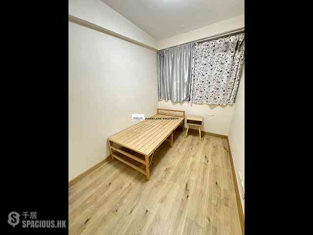 Causeway Bay - Jardine Building 03