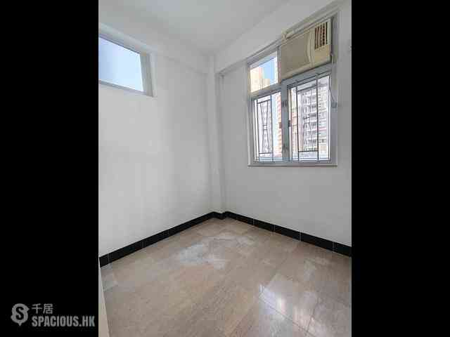 Kennedy Town - Kam Ho Court 02