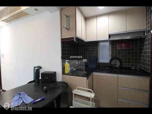 Wan Chai - On Hing Mansion 05