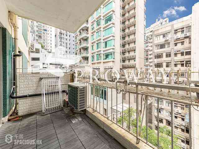 Mid Levels Central - Emerald Court 01