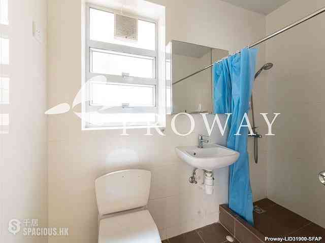Mid Levels Central - Emerald Court 10